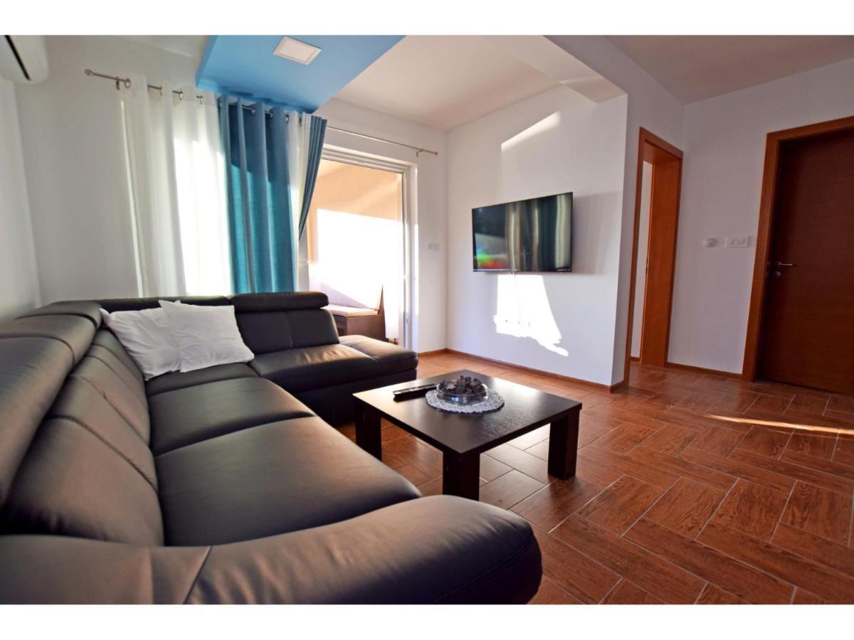 Apartment Dinko 洛瓦尼斯卡 外观 照片